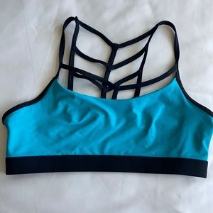 Victoria’s Secret Aqua Ultimate sports bra